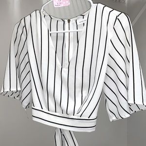 Black and white stripe v-neck top